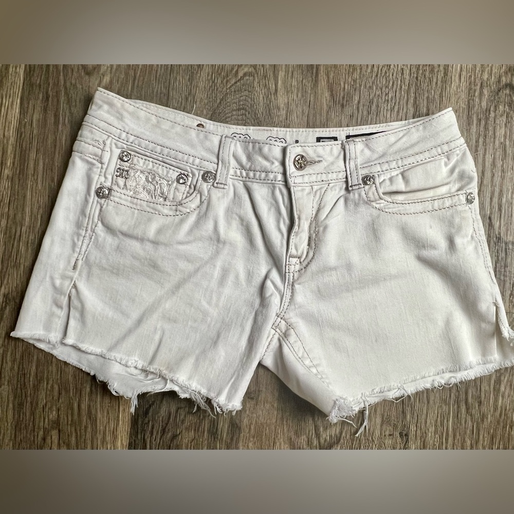Miss Me Women’s Size 31 Shorts